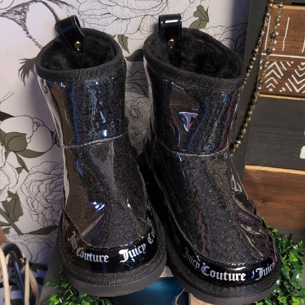 Juicy Clear Klash Furry Boots - Picture 4 of 13